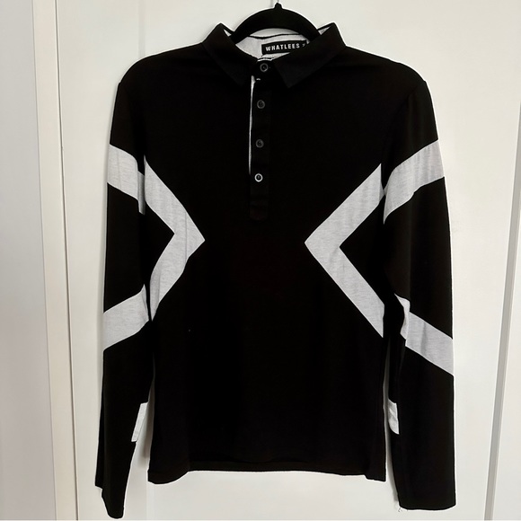 Black and white < > stylish long-sleeved men’s shirt - Picture 1 of 3